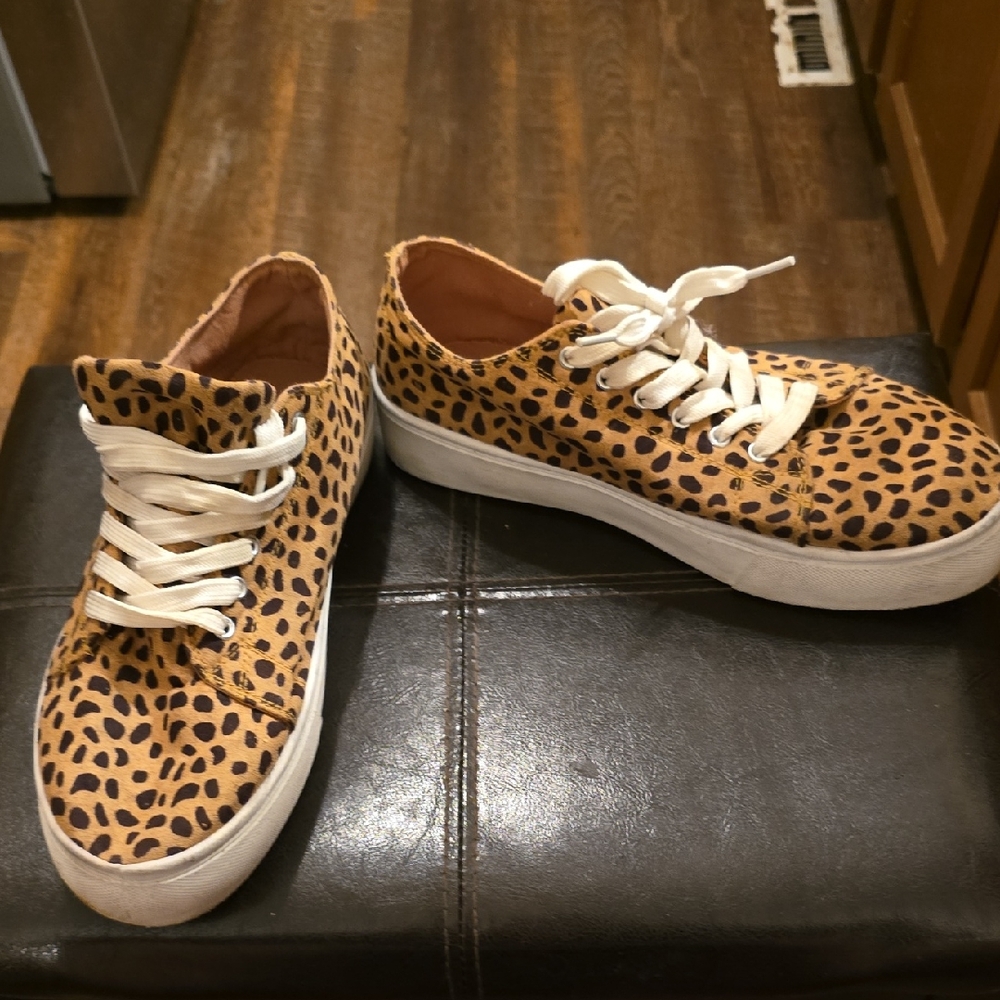 BAMBOO Leopard Print Sneakers with White Laces
